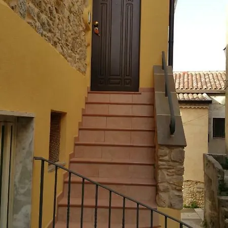Palazzo Trentinara
